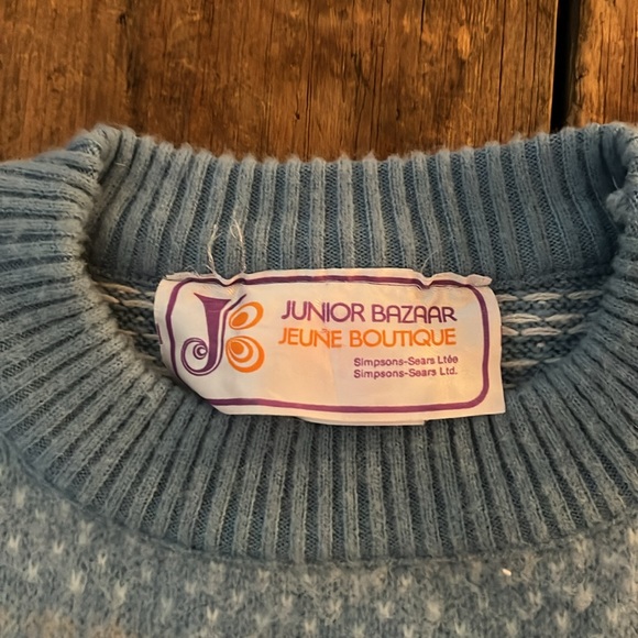 Vintage Holiday sweater - Picture 2 of 2